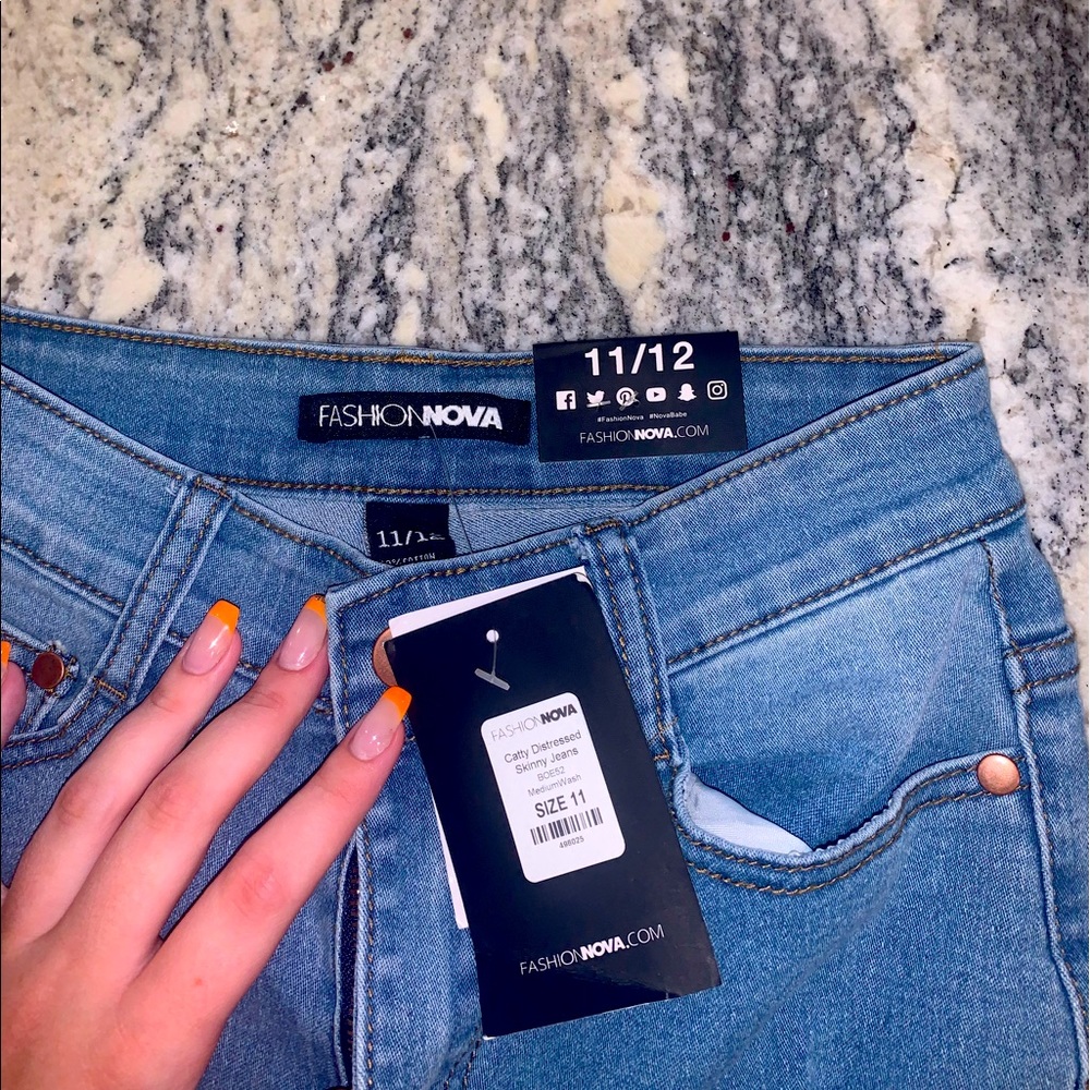 fashion nova medium wash jeans for women